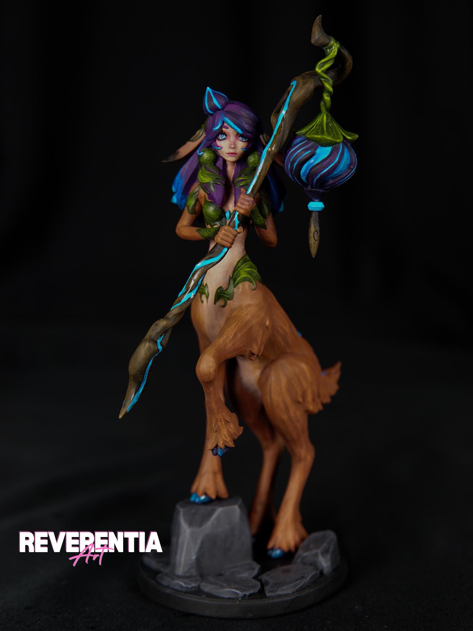 Lillia Figure - Etsy