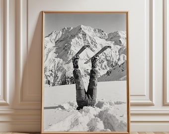 Poster di sci vintage, arte montana in bianco e nero / Decorazione murale retrò per lo sci / Stampa divertente per baita di montagna / Idea regalo con download digitale
