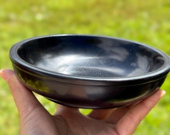 Large Black Soapstone Scrying Bowl – Hand-Carved Smudge Incense Crystal Altar Decor