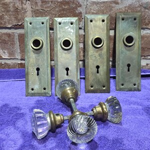 Antique Glass Door Knobs, Brass Backplates Skeleton Key Hardware, Vintage Architectural Salvage, Early 1900s Door Knob Set