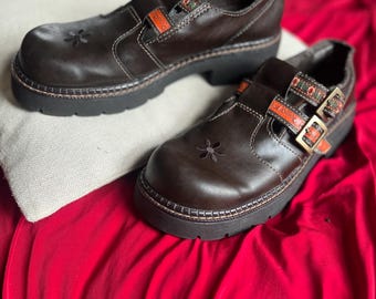 Brązowe buty na platformie ze sztucznej skóry w stylu vintage z lat 90., Lower East Side, rozmiar 11
