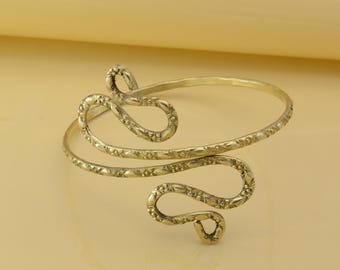 Pulsera de serpiente dorada, brazalete abierto, pulsera de serpiente ajustable, joyería llamativa, estilo bohemio, regalo para mujer