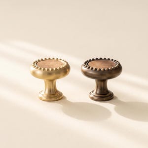 Holzschrankknopf, Vintage-Schubladengriff, runder Kommodenknopf, dekorativer Möbelbeschlag, Küchenschrankknopf, rustikaler Kleiderschrankgriff