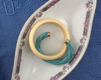 Bernardaud - Plato para servir, Bernardaud & Cie, Limoges, porcelana antigua con decoración en rosa y azul, principios del siglo XIX.