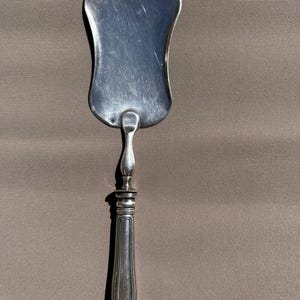 Servidor de pasteles antiguo de metal plateado - Estilo filete - Juego de postre francés vintage - Cubiertos elegantes