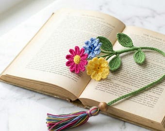 Mönster för virkade blommor med bokmärken | Blommig vinranka med tofs (PDF-nedladdning)