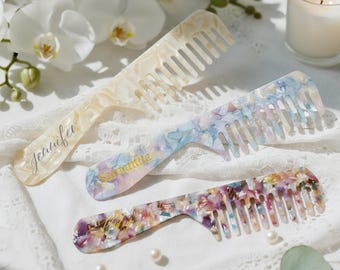 Custom Bridesmaid Name Comb, Personalized Bridal Shower Gift, Elegant Wedding Gift, Acetate Hair Comb, Birthday Gift,Gift for her,Graduation