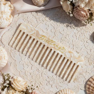 Engraved Name Acetate Comb, Custom Bridesmaid Comb, Elegant Wedding Gift, Bridal Shower Gift, Birthday Gift, Gift for her, Graduation