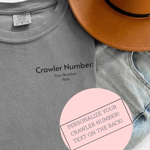 Camiseta personalizada con número de rastreador / Camiseta personalizada con número de rastreador de Dungeon Crawler Carl, regalo para amantes de los audiolibros, merchandising literario de Princess Donut