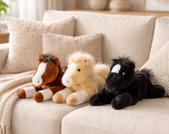 Peluche de caballo marrón, suave y tierno poni de peluche, decoración de granja.