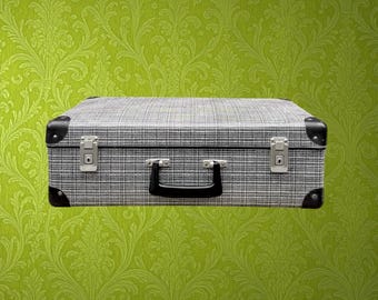Vintage suitcase made of coated cardboard – black and white pattern – checkered interior – 1960s