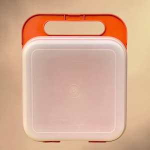 Boîte à Goûter Vintage Tupperware Marron – Cube 4,5 Pouces, état Propre (occasion)