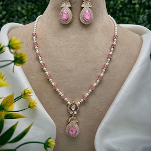 Conjunto de delicados pendientes colgantes, collar largo con cuentas, conjunto de colgante de cristal, pendientes colgantes mala perlados, collar largo mala chapado en oro, conjunto de chapado en quilates