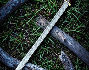 Hand Forged Damascus Steel Spartan Sword | Medieval Display Collectible Wall Decor