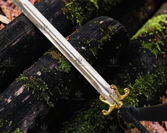 Golden Court Sword | Polished Steel, Brass Guard, Engraved Fantasy Blade