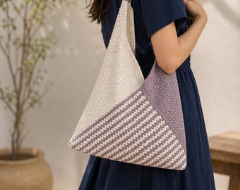 Crochet Triangle Bag Pattern | Handwoven Tote, Picnic Purse (Instant Download)