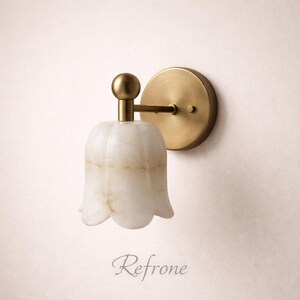 Mid-Century Modern luxury Alabaster Marble and Brass Wall Sconce Light
