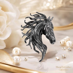 Horse Brooch - Etsy