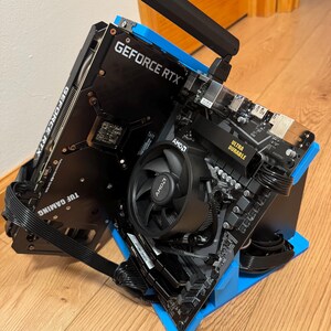 Open air pc stand