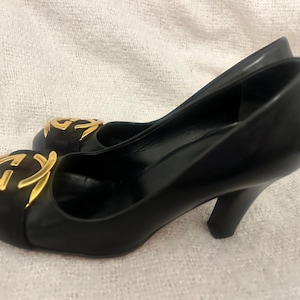 Vintage Gucci Pumps - Etsy Canada