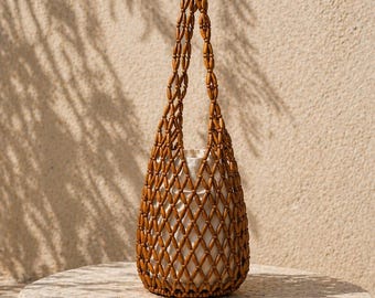 Bolsa de tecido artesanal com contas de madeira: Bolsa ideal para presentear professores.