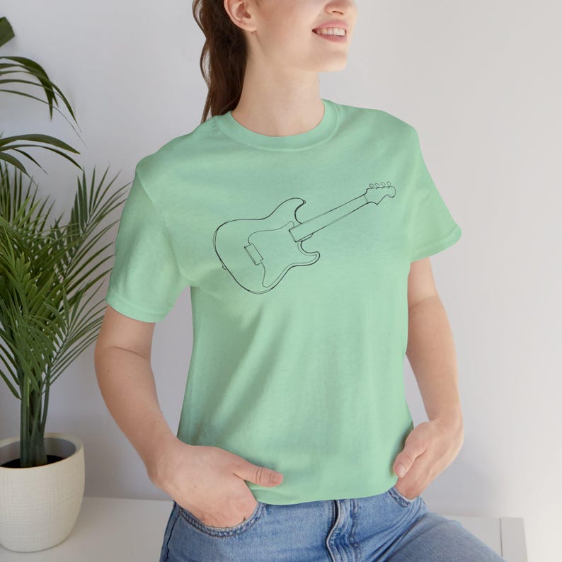 T-shirt met minimalistische lijntekeningen elektrische gitaar | Stratocaster-shirt met print afbeelding 12