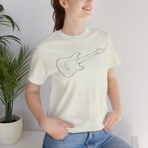 T-shirt met minimalistische lijntekeningen elektrische gitaar | Stratocaster-shirt met print afbeelding 11