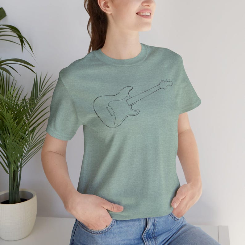 T-shirt met minimalistische lijntekeningen elektrische gitaar | Stratocaster-shirt met print afbeelding 13