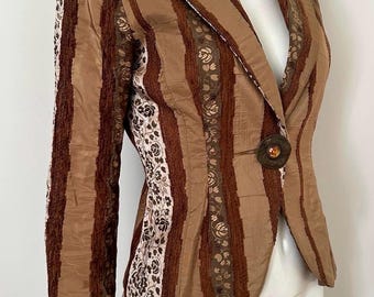 Blazer ajustado vintage de los 90 para mujer, color marrón, chaqueta entallada, de diseñador italiano Rinascimento, estructurada, talla pequeña (EU36 UK8).