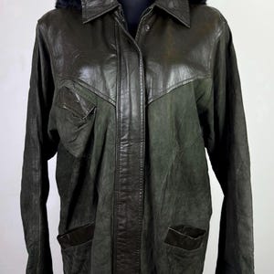 Kurtka skórzana w stylu vintage z lat 90. w kolorze oliwkowym, zamszowa, patchworkowa, z prawdziwej skóry, hiszpańskiej, oversize'owej kurtki użytkowej, damskiej, XL, w stylu boho, z futrzanym kapturem