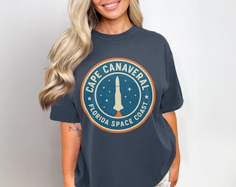 Camiseta retro con cohete de la Costa Espacial de Cabo Cañaveral, Florida