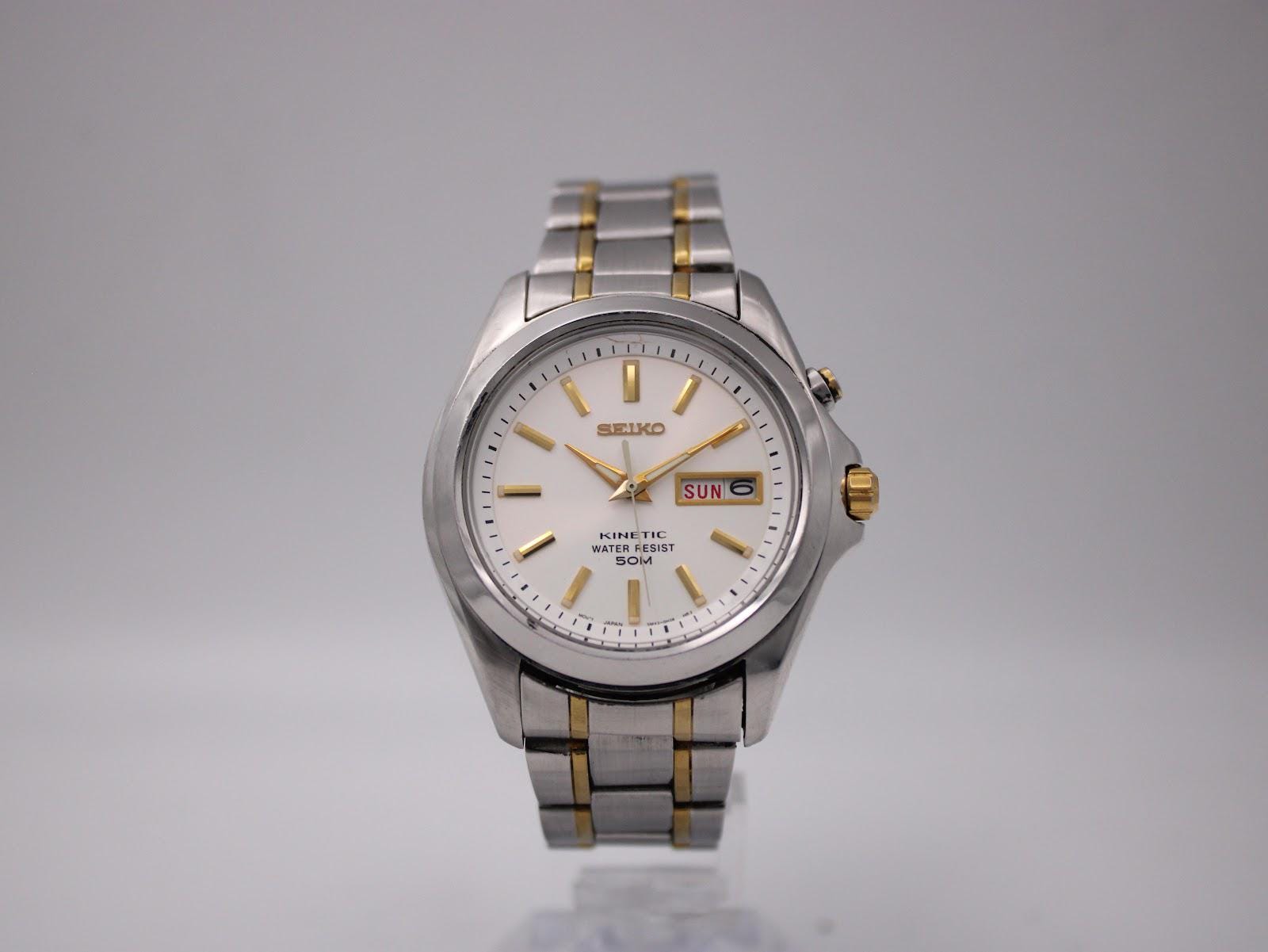 Seiko 5M43-0F30 Kinetic Day-date Watch With White Dial and Two