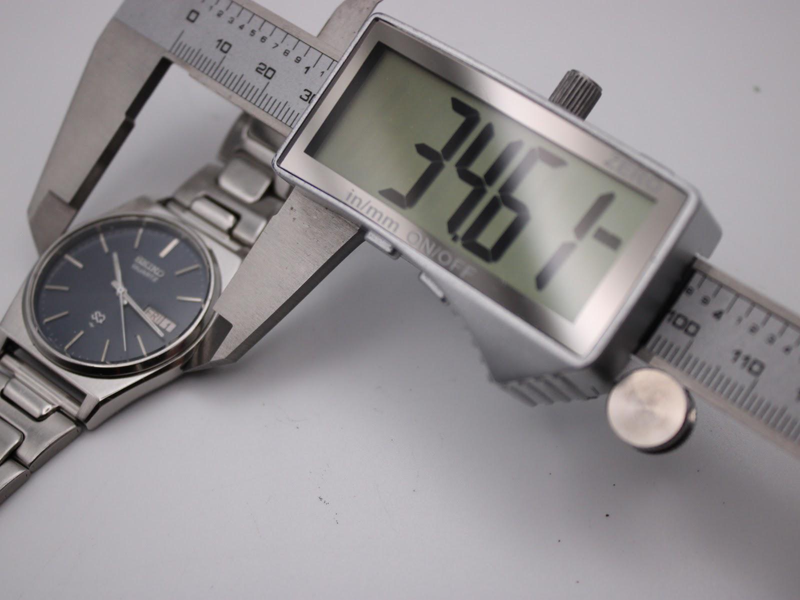 Vintage Seiko Quartz 6923-8000 Stainless Steel Watch, Pre-owned