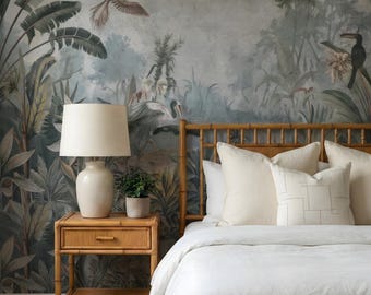 Papel pintado vintage con pájaros de la jungla: mural de pared con paisaje tropical melancólico, autoadhesivo.