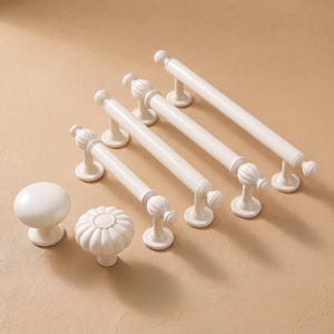 Vintage Cabinet Handles Decorative Drawer Pulls Classic Kitchen Cabinet Hardware Dresser Wardrobe Door Knobs Furniture Hardware Upgrade