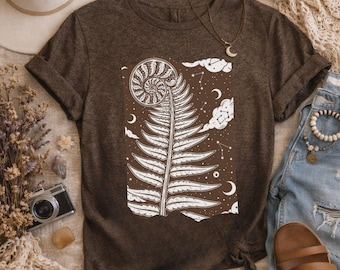 Boho Fern Moon Tee, Witchy Nature Shirt, Celestial Botanical T-Shirt