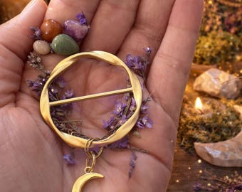 Boho Moon Tee Knot Holder | Gold Crescent Shirt Cinch