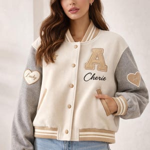 Gepersonaliseerde Angel Wings Varsity-bomberjas aangepaste beginletter patch geborduurde fleece bovenkleding