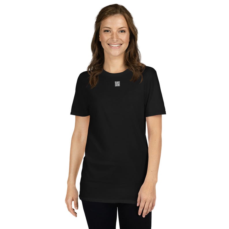 Casta Gansa QR · ¿Quedamos? · Camiseta unisex negra.
