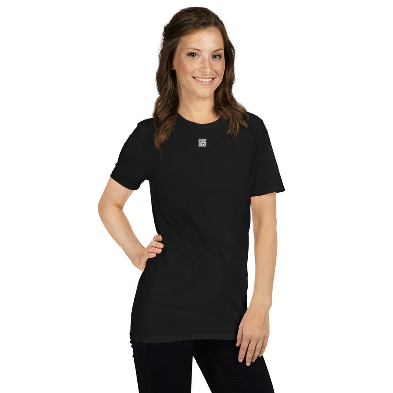 Casta Gansa QR · ¿Quedamos? · Camiseta unisex negra.