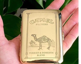 Vintage Engraved Camel Cigarette Case Retro Marlboro Zippo Collection Chic Luxury Personalized Gift Home Art Unique Cigarette Cigar Ads Old