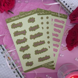 lanner Essentials Stickerpack – 3-in-1 | Monate, Zahlen & Wochentage | Transparente Vinyl Sticker | Wasserabweisend für Planer