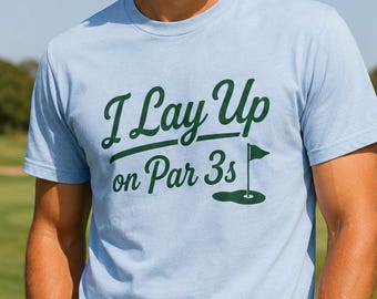Hago un golpe de aproximación en el tee de golf de par 3