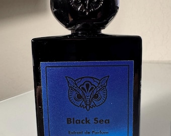 Lorenzo Pazzaglia Black Sea Extrait de Parfum (5ml / 10ml)