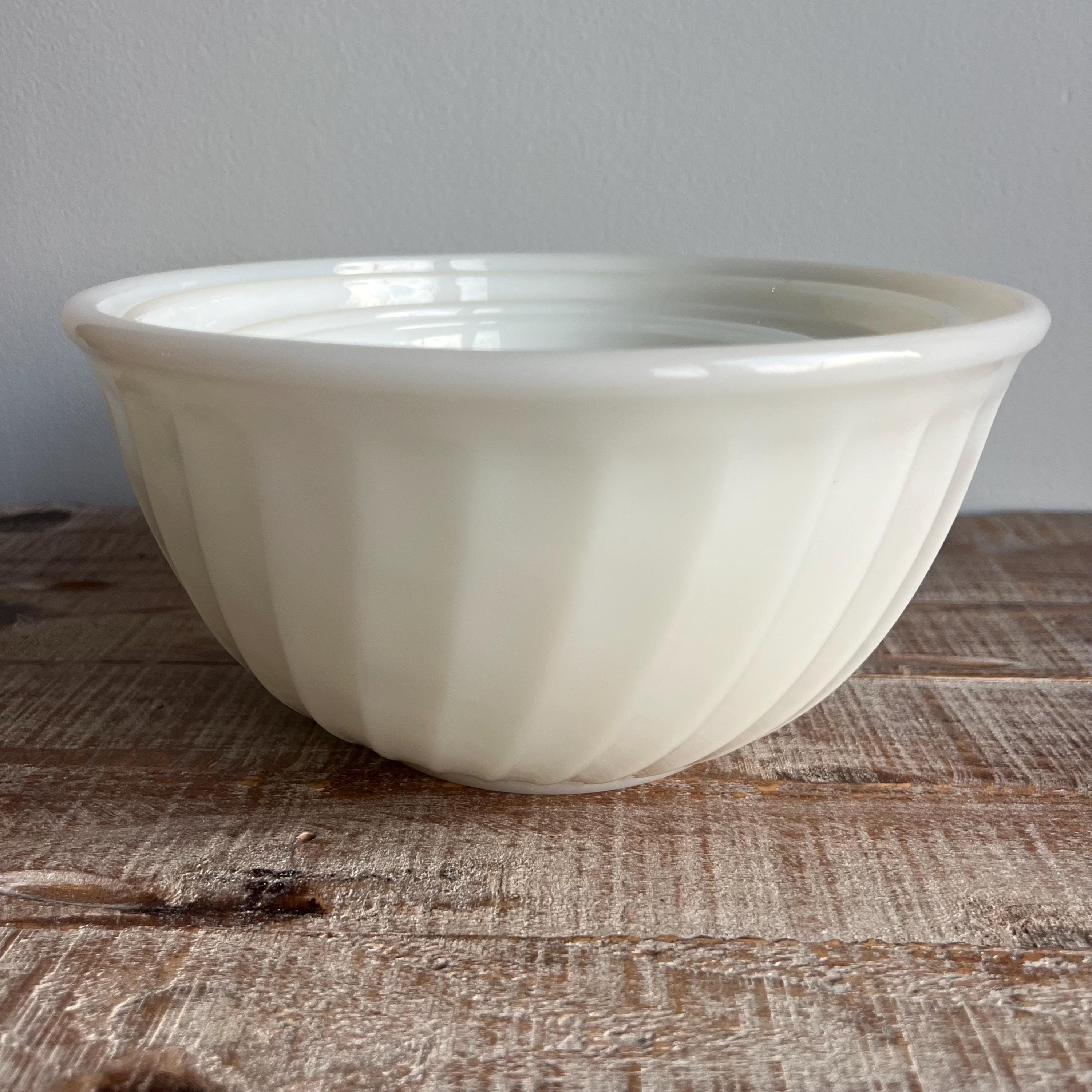 Fire King White Bowl Set - Etsy