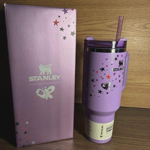 Stanley x Olivia Rodrigo 40oz Quencher H2.0 Tumbler Purple NEW w/ Box