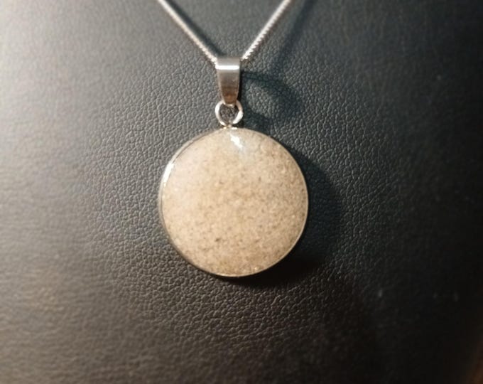 Garry Beach Sand Pendant