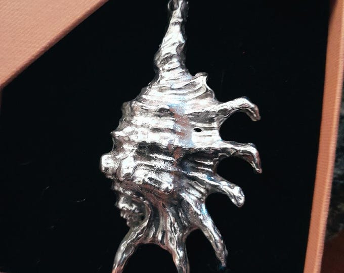 Gress Conch Pendant