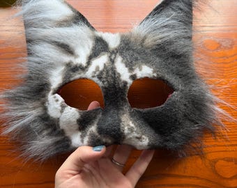 Tortie/calico cat mask!