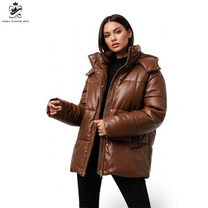 Chaqueta acolchada de cuero extragrande para mujer / Conjunto para festivales de punk rock / Estilo gótico urbano / Capa llamativa para salir de noche en invierno